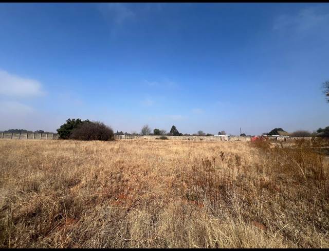 1,256M² VACANT LAND FOR SALE IN KOOKRUS